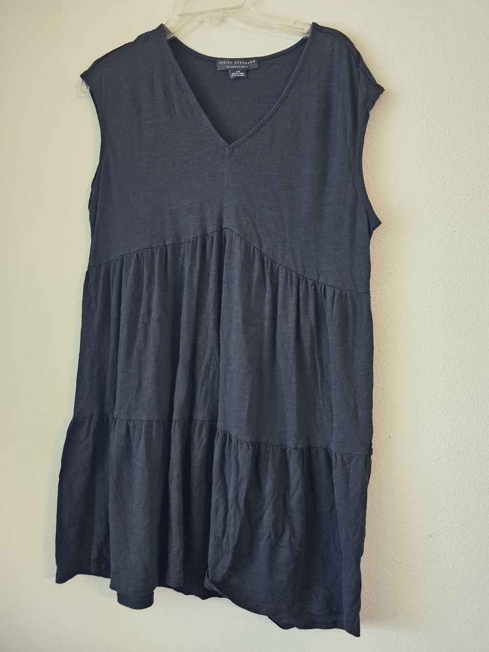 Black Tiered V-Neck Sleeveless Dress